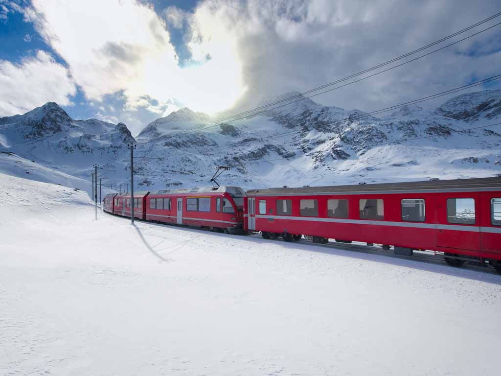 Suisse : Trains légendaires et paysages enneigés - 4